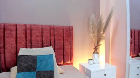 Emilyy Watson online show from June 25, 5:12 am