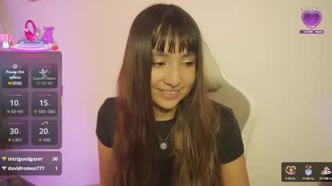 Snapshot of emitaa17228 chatting on September 15, 7:25 pm emma online show from September 15, 7:25 pm