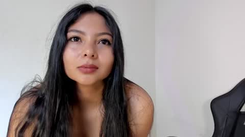 emma online show from January 30, 11:44 am