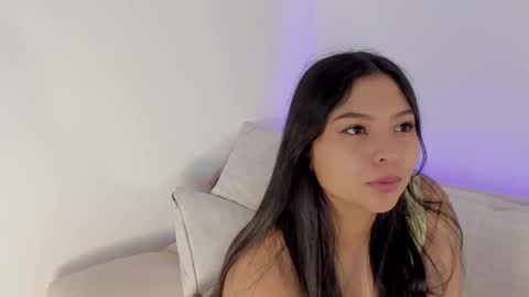 emma online show from March 22, 12:30 pm
