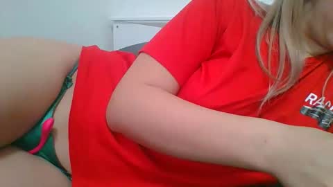 emma_991 online show from December 21, 10:00 am