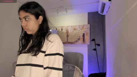 Snapshot of emma_alice_ chatting on December 27, 11:50 am Alice online show from December 27, 11:50 am
