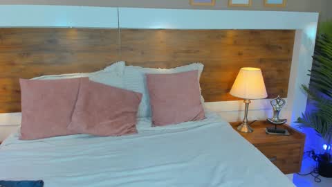 Emma  online show from January 16, 5:44 pm