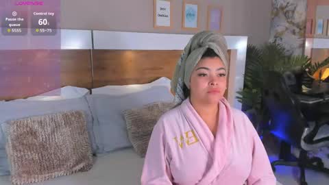 Emma  online show from May 21, 8:32 am