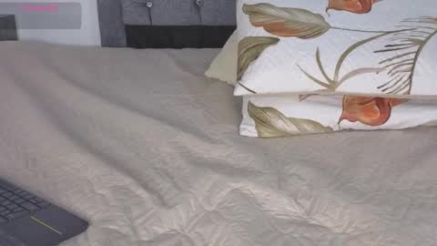 Emma online show from December 18, 4:29 am