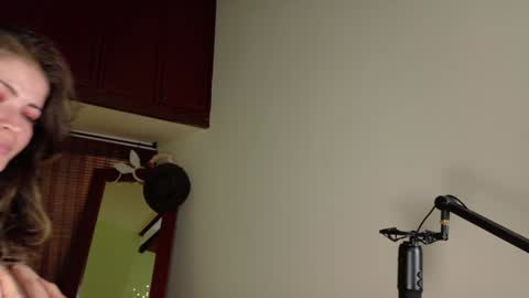 Emma online show from January 24, 5:11 pm