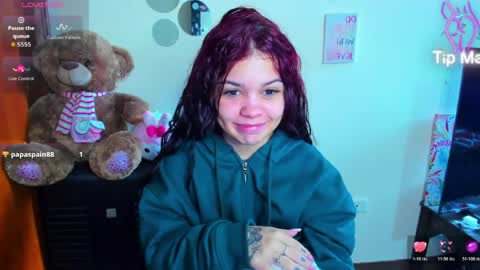 emma_boo_ online show from April 7, 2:28 pm
