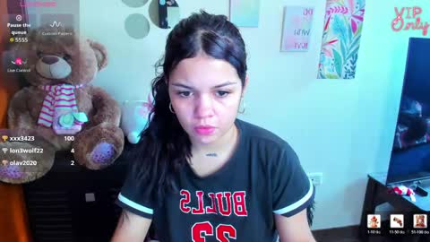 emma_boo_ online show from May 31, 3:08 pm