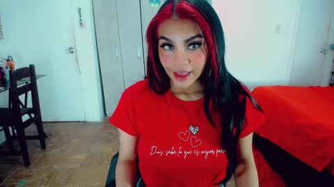 emma online show from June 1, 11:17 pm