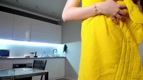 Emma online show from December 22, 10:49 am