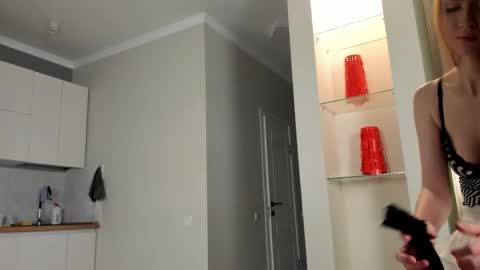 Emma online show from September 15, 11:10 am