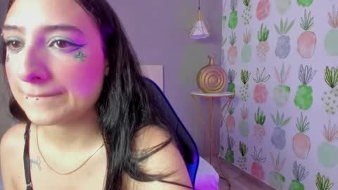 E M M A online show from March 18, 2:26 am