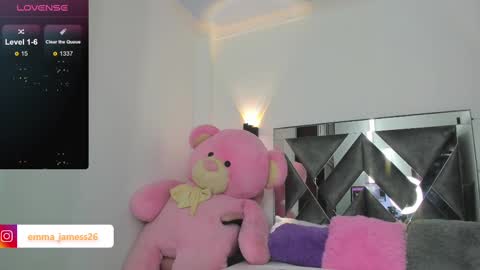 Snapshot of emma_jamess chatting on February 28, 5:59 am emma_jamess online show from February 28, 5:59 am