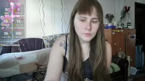 emma_just online show from May 1, 4:50 am