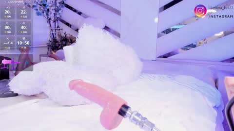 Emma online show from March 9, 4:05 am