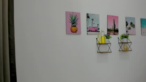 whises lits        online show from January 17, 6:33 pm