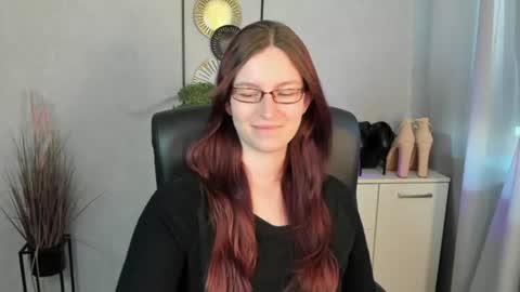Snapshot of emma_lust94 chatting on June 25, 6:07 am emma online show from June 25, 6:07 am