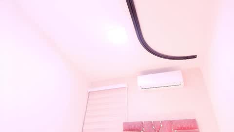 Snapshot of emma_madison_ chatting on October 30, 11:55 am emma online show from October 30, 11:55 am