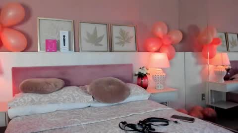 Emma  online show from October 21, 5:08 am
