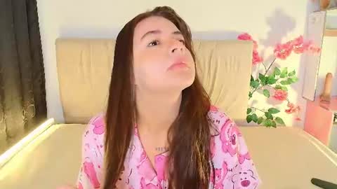 Emma online show from July 25, 4:43 am