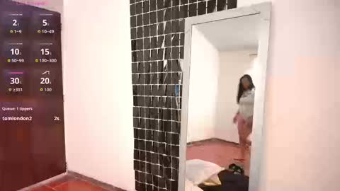 Emma Sanz online show from March 13, 1:18 pm