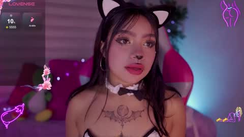 EMMA  online show from October 1, 5:41 pm