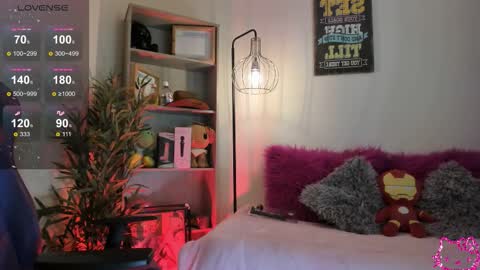 EMMA  online show from March 16, 7:07 pm