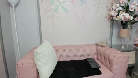 Snapshot of emma_torres18 chatting on September 25, 6:22 pm EMMA online show from September 25, 6:22 pm