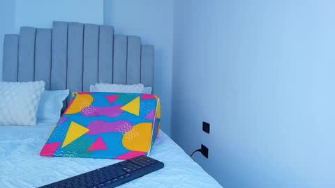 Emma online show from November 6, 11:55 am