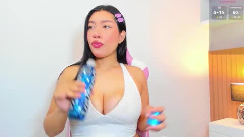   online show from December 3, 12:03 pm