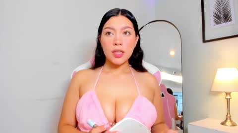   online show from December 22, 11:51 am