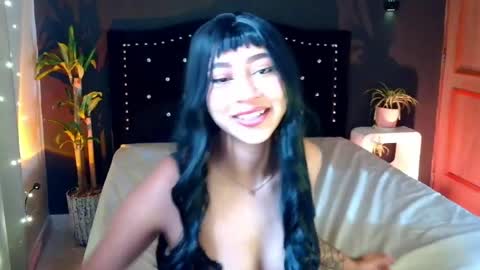 Emma web online show from April 16, 3:13 pm