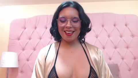Emma  online show from June 7, 2:05 am