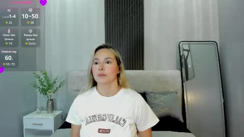 Snapshot of emmaa_white_ chatting on June 27, 11:04 am EMMA online show from June 27, 11:04 am