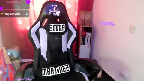 modelo independente online show from February 23, 10:09 pm