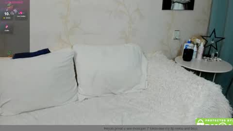 Emma 31487 online show from December 1, 12:43 pm