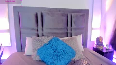 emma becket online show from February 12, 7:34 am