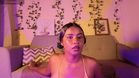 Emma online show from October 30, 2:35 am