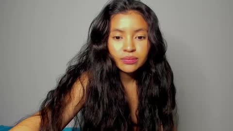 Snapshot of emmacromw7 chatting on December 9, 7:18 pm Emma independent model online show from December 9, 7:18 pm