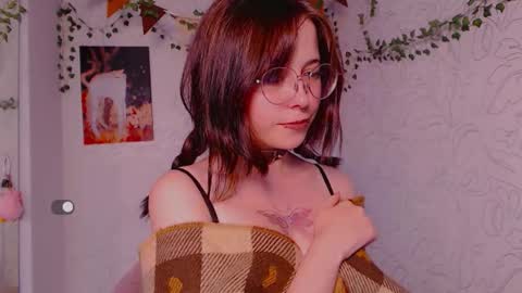 Emma online show from October 4, 9:40 am