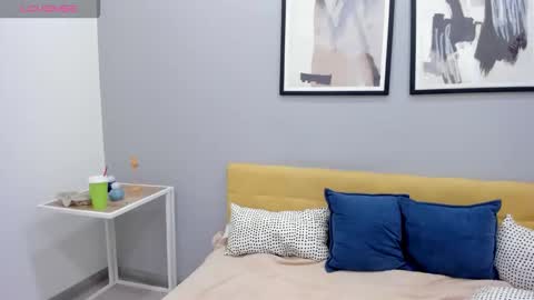 Snapshot of emmaethereal chatting on February 4, 1:44 am Emma 3 online show from February 4, 1:44 am