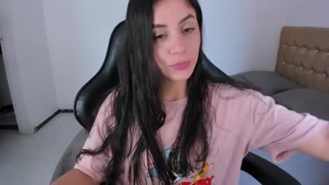 Jennifer online show from May 24, 9:53 pm