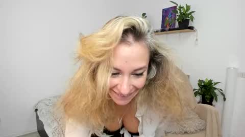 Emma online show from November 6, 8:37 am