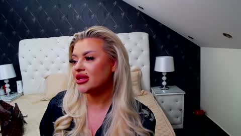 Emma Mavis online show from February 5, 7:18 am