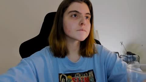 Emma online show from December 10, 7:43 pm