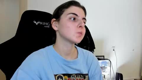 Emma online show from November 11, 4:18 pm