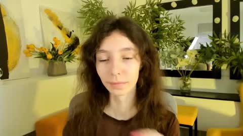 Snapshot of emmanuellbrown chatting on October 25, 4:20 am emmanuellbrown online show from October 25, 4:20 am