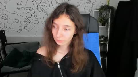 Snapshot of emmanuellbrown chatting on November 7, 12:27 pm emmanuellbrown online show from November 7, 12:27 pm