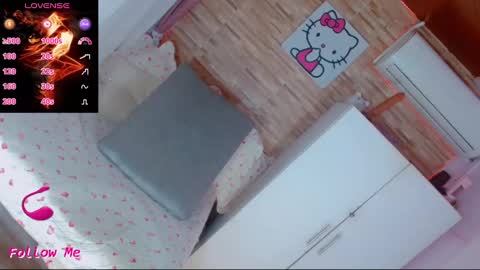 Emma online show from December 22, 1:00 pm