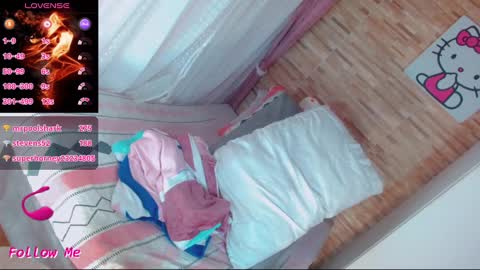 Emma online show from December 27, 8:28 pm